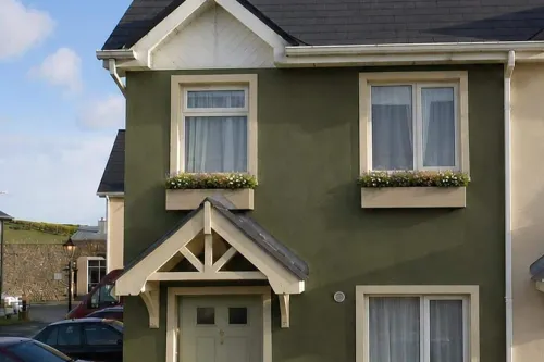 Townhouse Sleeps 8 - Garden, Wifi, Free Parking - 2-Star