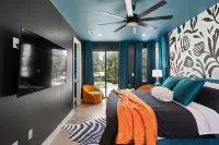 ATX Getaway With Cowboy Pool Fire Pit Rooftop - Holiday bungalows