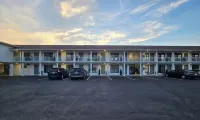 Continental Inn - Balcony