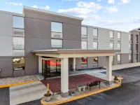 Sleep Inn Chambersburg - parking