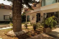 Casa Bonita Hotel & Luxury Residence - 4-Star