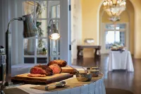 Grand Galvez Resort, Autograph Collection - breakfast
