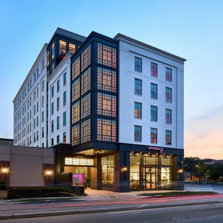 Moxy Charleston Downtown