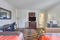 OYO Palm Leaf Motel - Motels