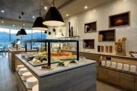 Four Points by Sheraton Panoramahaus Dornbirn - breakfast