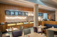 DoubleTree by Hilton Leeds City Centre - parking