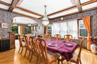 Leraan House. Historic Home in Duluth/Superior - Gym