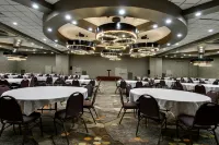 DoubleTree by Hilton Mt. Vernon - breakfast