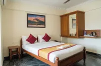 Hotel Poptavern Townbridge - 2-Star