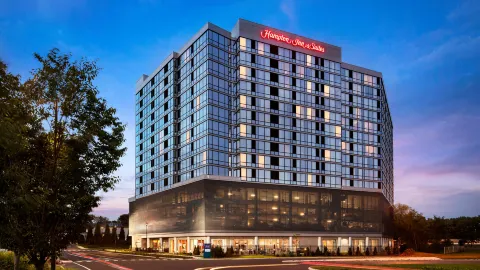 Hampton Inn & Suites Teaneck Glenpointe in Teaneck