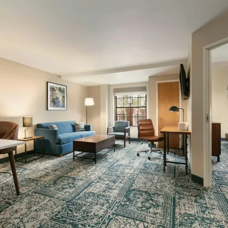 Four Points by Sheraton Raleigh Arena