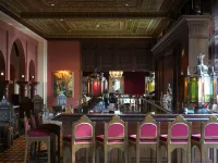 Le Royal Hotel - Beirut - bar