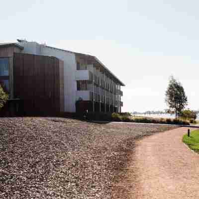 The Sebel Yarrawonga Silverwoods Hotel Exterior