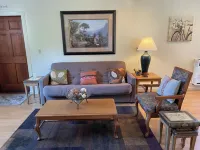 The Garden Suite has beautiful views of forests and pastures! It is dog friendly - Wifi