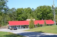 Calabogie Motor Inn Hotels in Calabogie