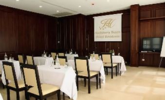 Andalucia Beach Hotel & Residence