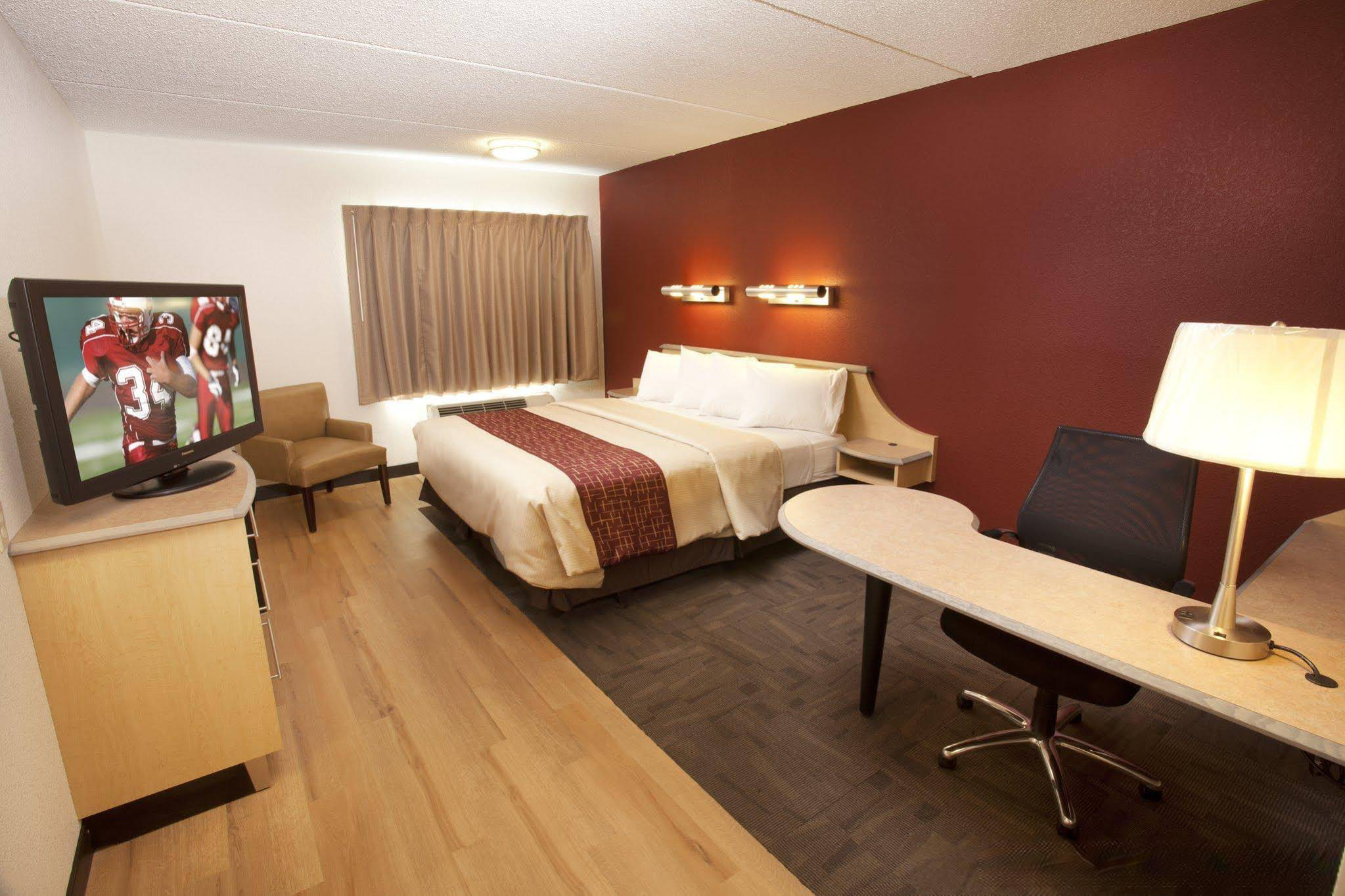 Red Roof Inn Plus+ South Deerfield - Amherst