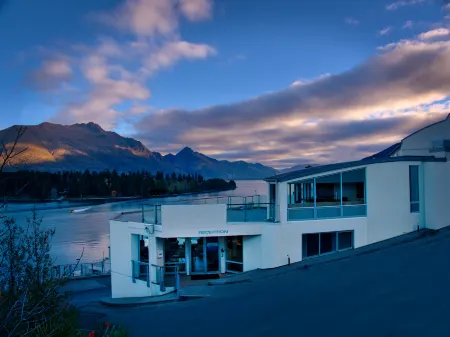 Oaks Queenstown Club Suites