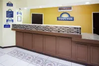 Halsted Inn and Suites Harvey - Chicago Southland
