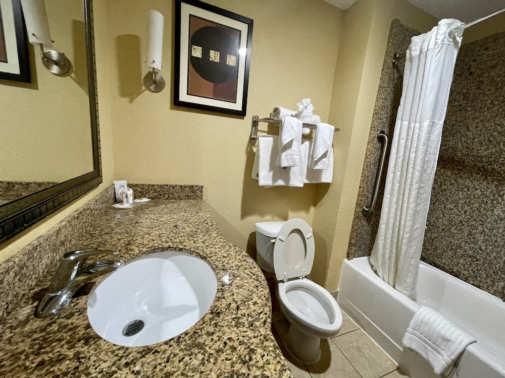 Comfort Suites Augusta Riverwatch