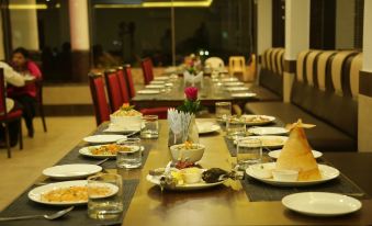 Hotel Shanthi Inn Grand