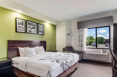 Sleep Inn Austintown - Youngstown, West Отели рядом с достопримечательностью «Strock Stone House»