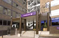 步仁伍德普瑞米爾旅社 布倫特伍德住宿飯店