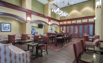 Hampton Inn & Suites Waxahachie