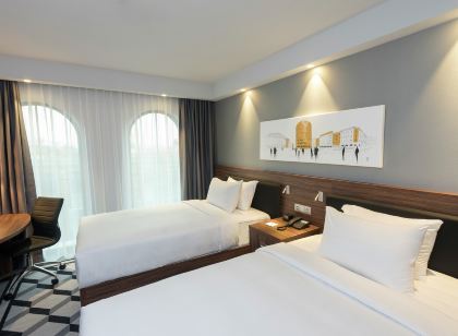 Hampton by Hilton Poznan Old Town