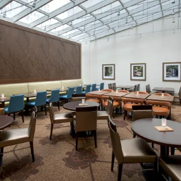 Hilton Garden Inn Chicago Downtown Riverwalk