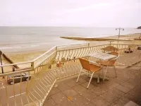 Shoreside Inn