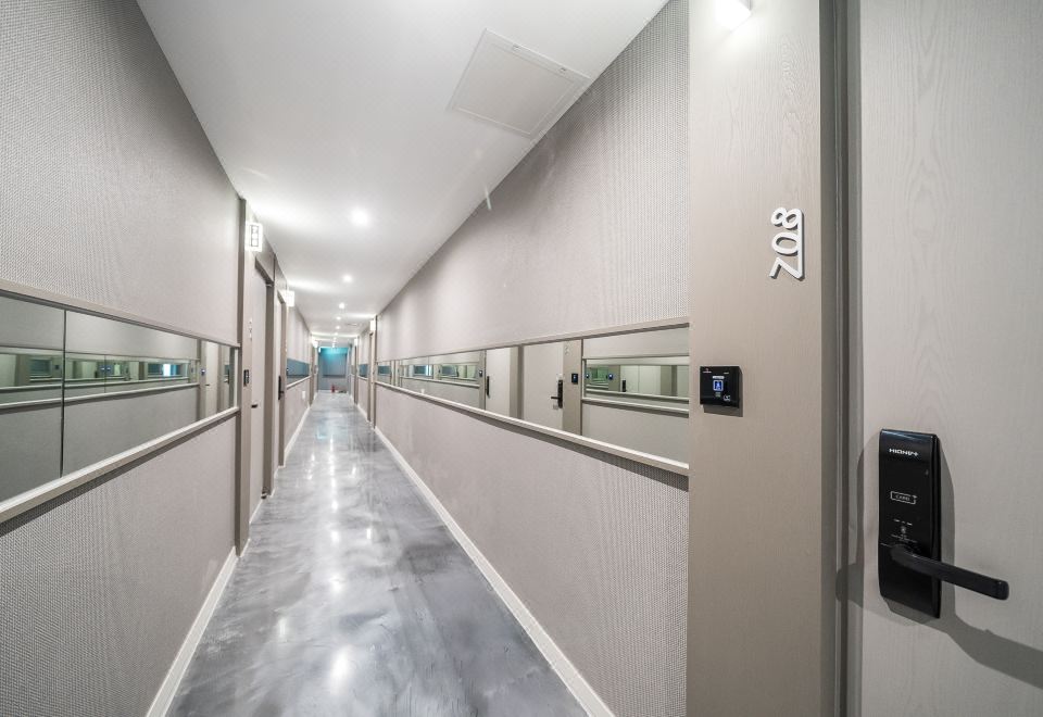 무안 호텔 시애틀의 깔끔한 객실 모습