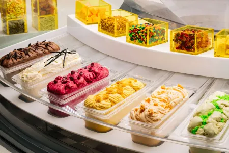 Royal Plaza on Scotts Отели в г. Сингапур