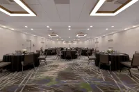 DoubleTree by Hilton Palmdale - Aamiainen