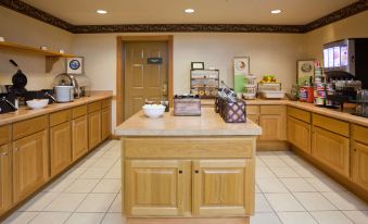 Country Inn & Suites by Radisson, Madison Southwest, WI