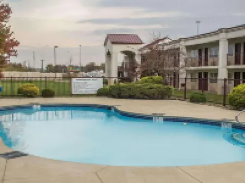 Days Inn by Wyndham Austintown Hotels in Austintown
