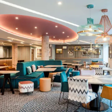 Hampton by Hilton Bath City