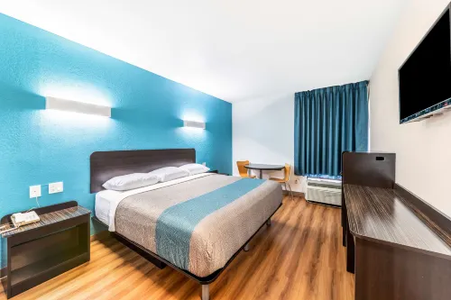 Motel 6 Lewisville, TX - Medical City فنادق في Lewisville
