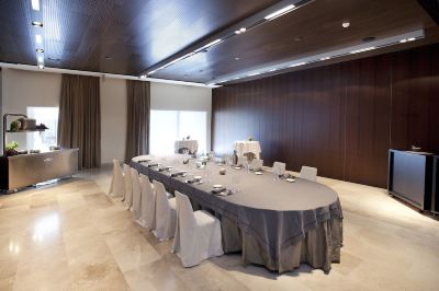 レストラン パラドール デ アルカラ デ エナーレスの写真