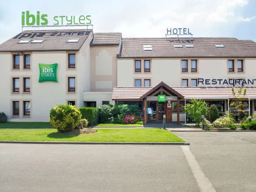 Ibis Styles Chartres Hôtels à : Barjouville