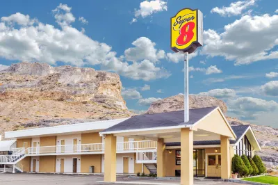 Super 8 by Wyndham Wendover فنادق في West Wendover