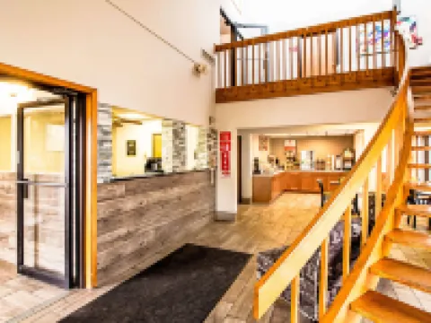 Econo Lodge Hotels in Codington County