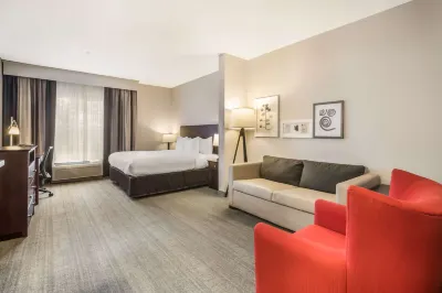 Comfort Inn & Suites Fairburn - Atlanta Southwest فنادق في Fairburn