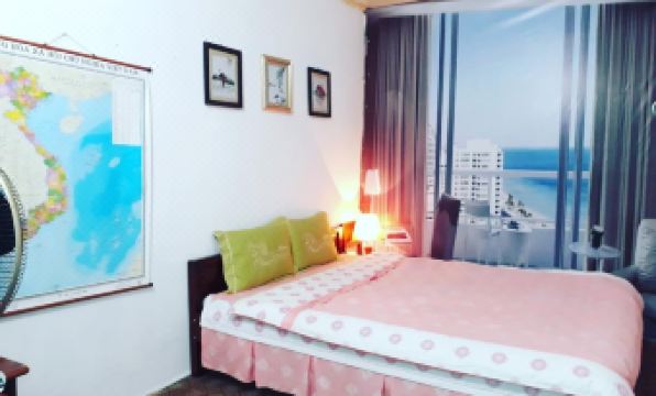 4. 남 미 반 홈스..