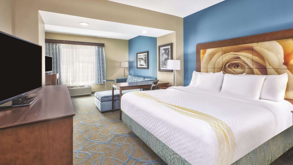 La Quinta Inn & Suites by Wyndham Niagara Falls