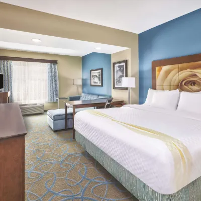 La Quinta Inn & Suites by Wyndham Niagara Falls Hotels near Niagara Aerospace Museum