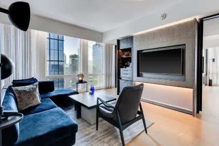 Equinox Hotel New York Отели рядом с достопримечательностью «Institute for the Study of the Ancient World at NYU»