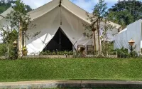 Maribaya Glamping Tent Hotels in Langensari