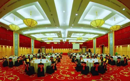 Grand Basko Hotel Padang