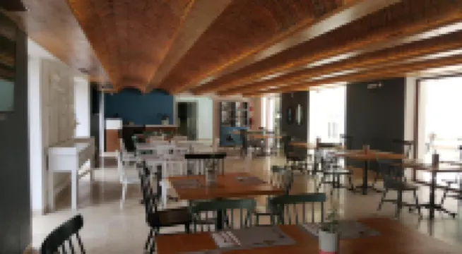 拉巴斯大教堂飯店